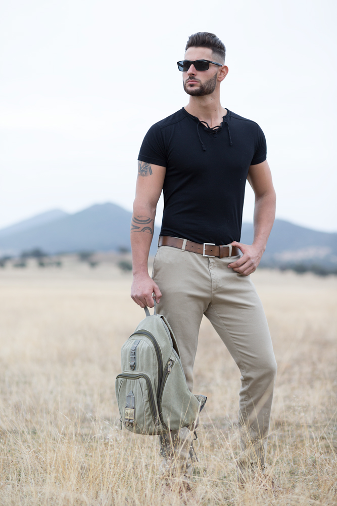 Pantalones chinos de calidad para hombre.