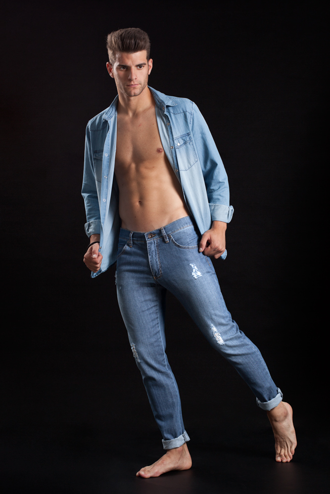 Pantalon hombre Jeans fabricado en España.