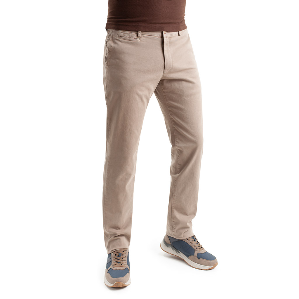 Pantalón TCH Sport tipo chino en colores en Algodón con lycra elástico. Slim fit